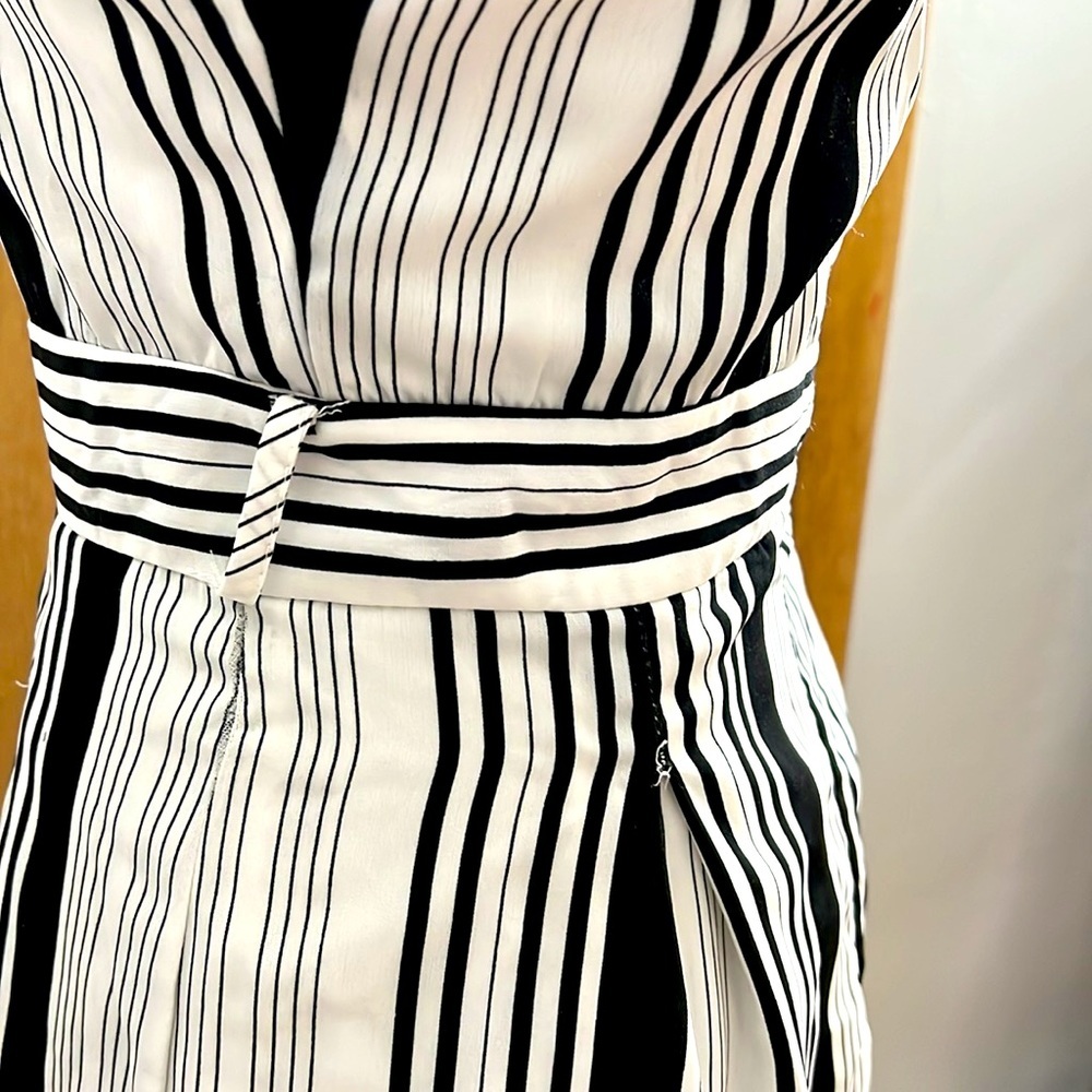 BOOHOO black /white striped romper - Picture 3 of 4
